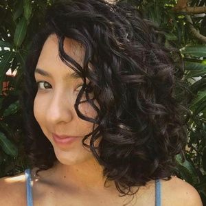 Meet your Posher, Alissa